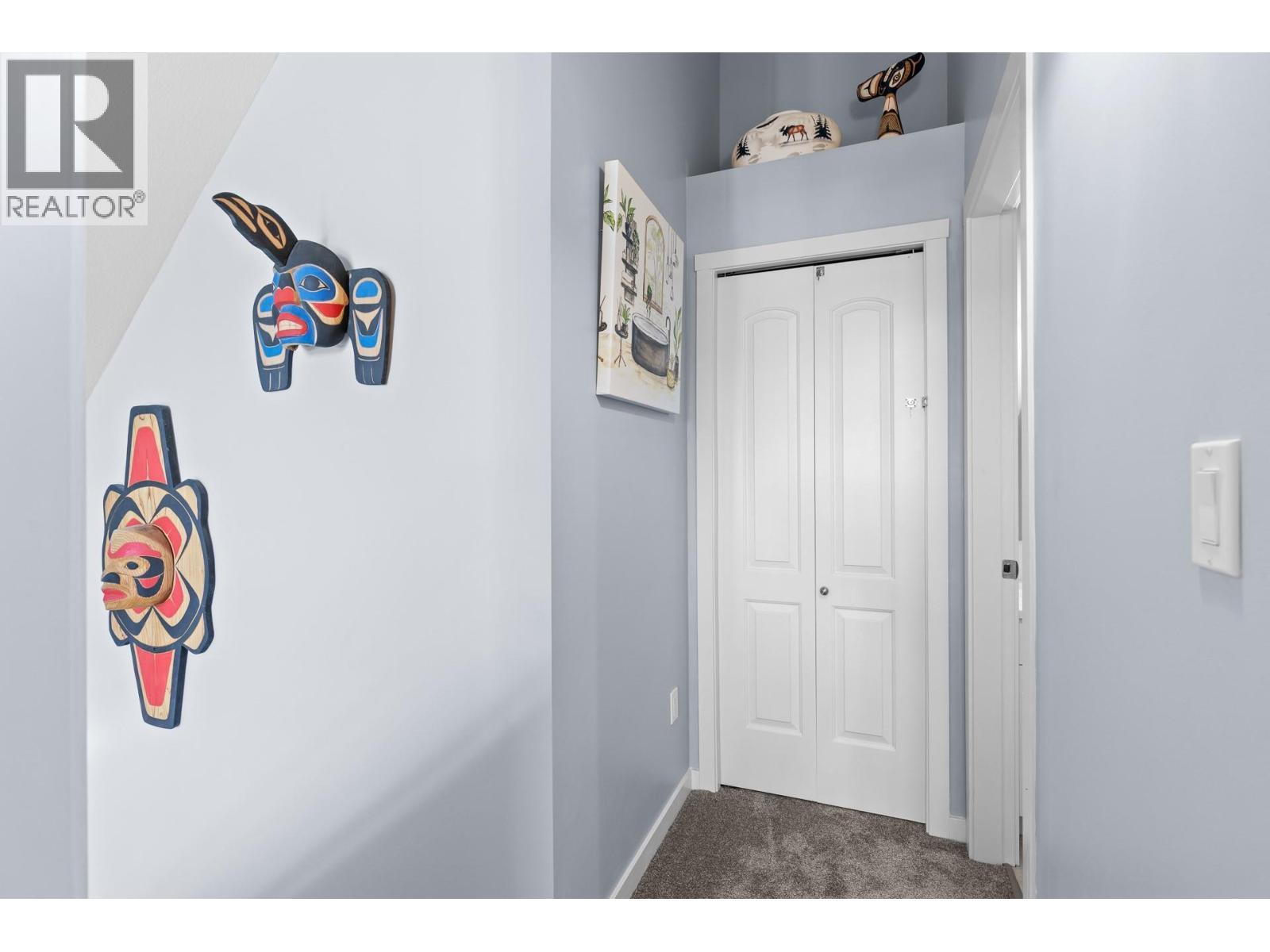 6844 Santiago Loop, Kelowna, BC - Indoor Photo Showing Other Room