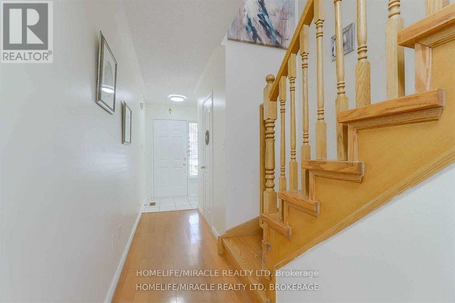 Upper - 60 Studebaker Trail, Brampton, ON - Indoor Photo Showing Other Room