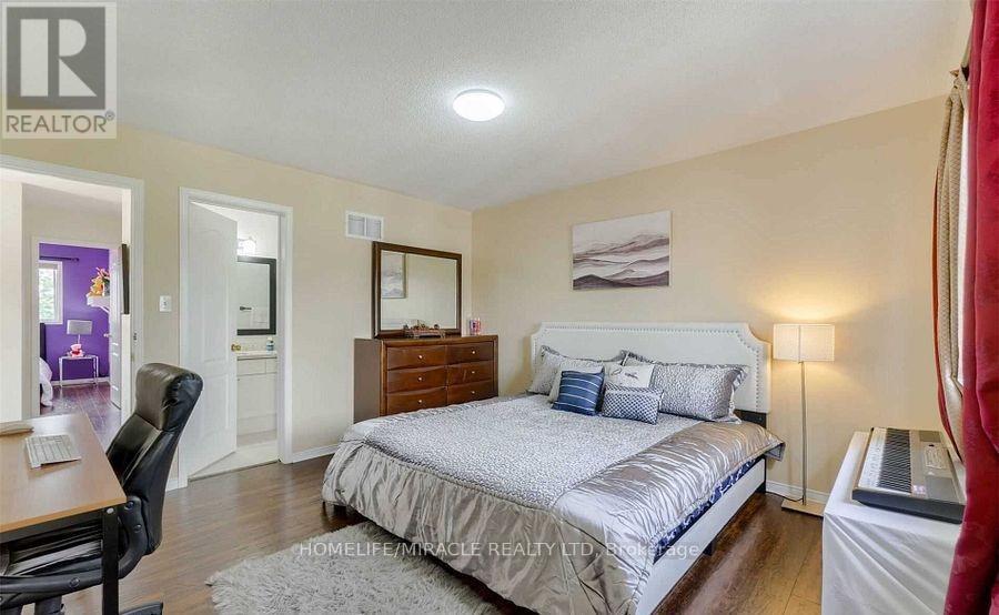 Upper - 60 Studebaker Trail, Brampton, ON - Indoor Photo Showing Bedroom