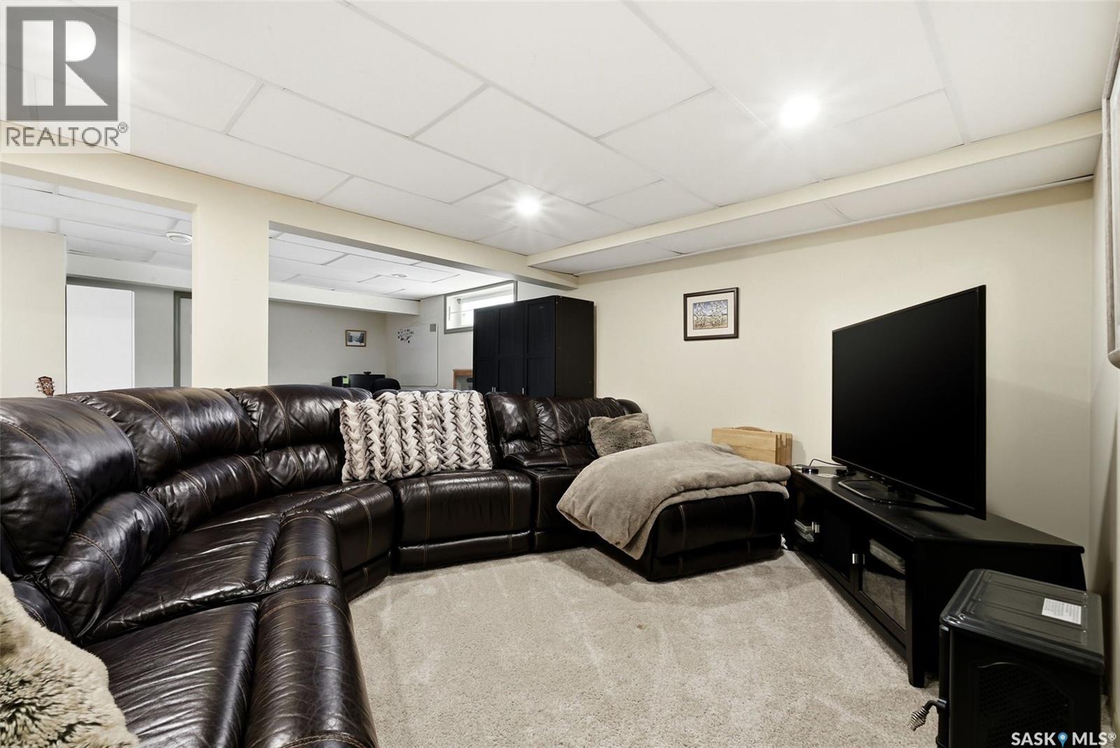 3803 Bow Bay, Regina, SK - Indoor