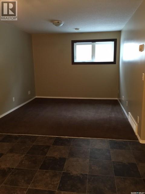 1610 5Th Avenue N, Regina, SK - Indoor Photo Showing Other Room