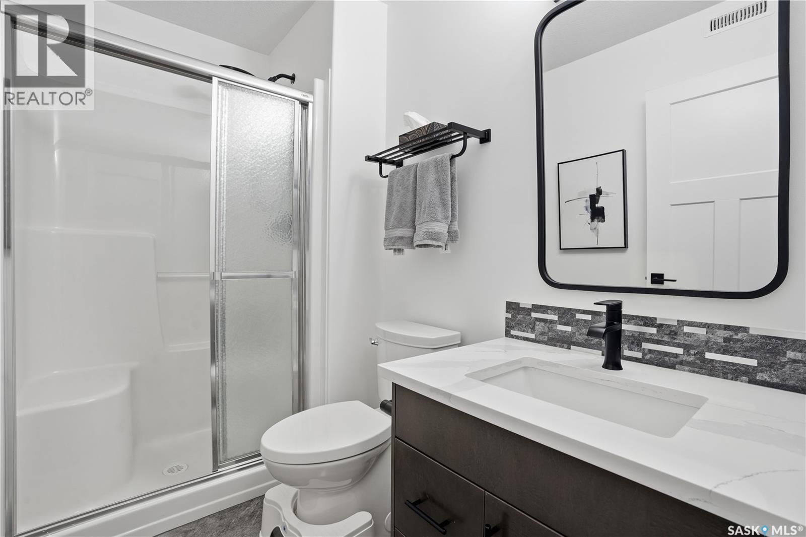 4159 Green Apple Drive E, Regina, SK - Indoor Photo Showing Bathroom