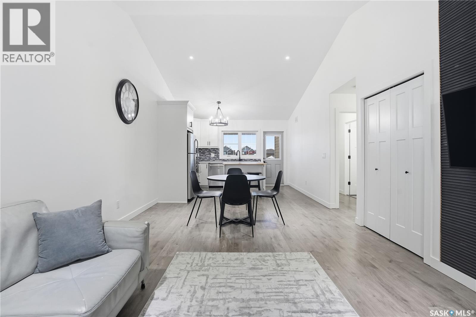 4159 Green Apple Drive E, Regina, SK - Indoor