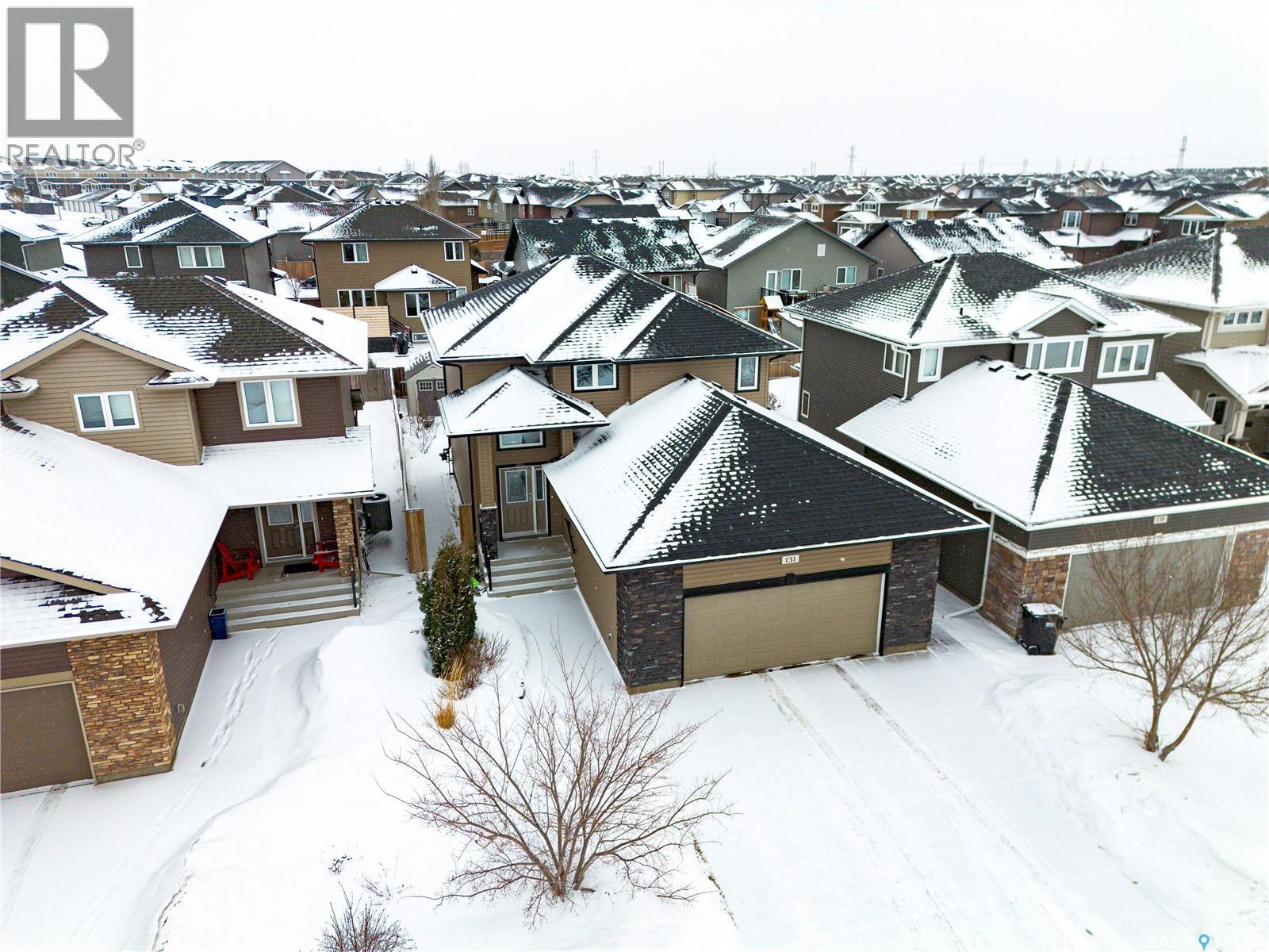 131 Pringle Crescent, Saskatoon, SK - Outdoor With Facade