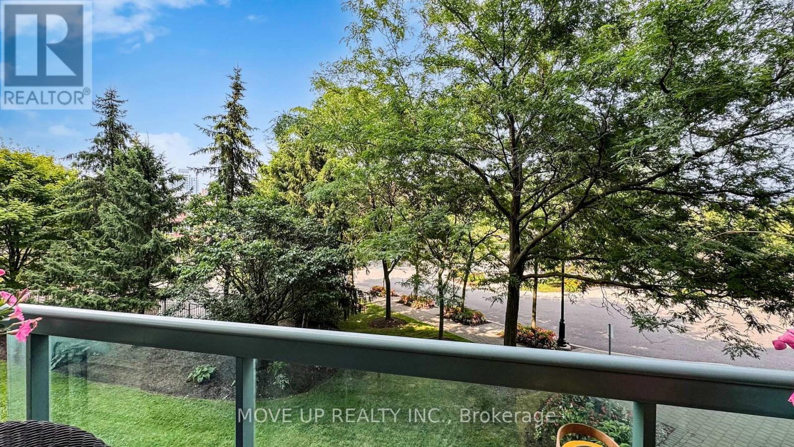 225 - 3 Ellesmere Street, Richmond Hill, ON - Outdoor With Balcony