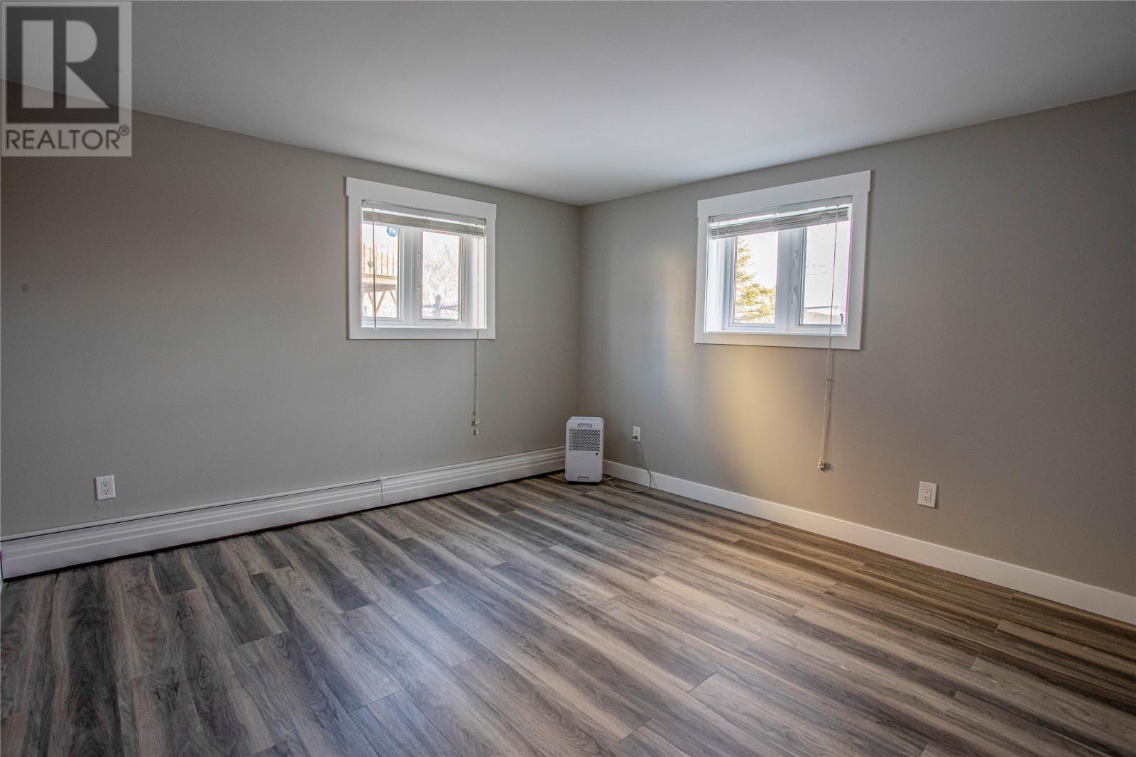 131 Canada Drive, St. John'S, NL - Indoor Photo Showing Other Room