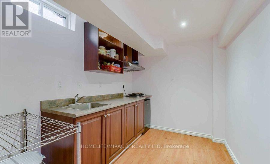 60 Studebaker Trail, Brampton, ON - Indoor