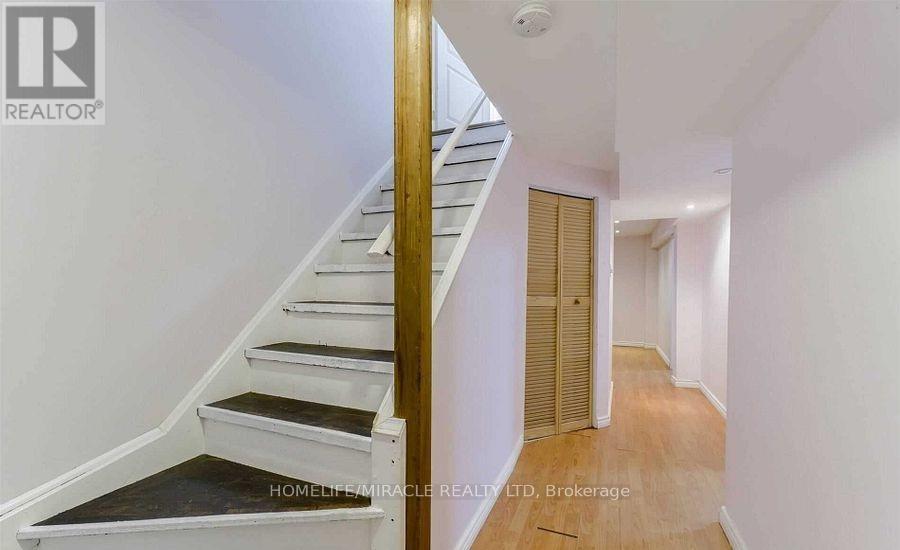 60 Studebaker Trail, Brampton, ON - Indoor Photo Showing Other Room