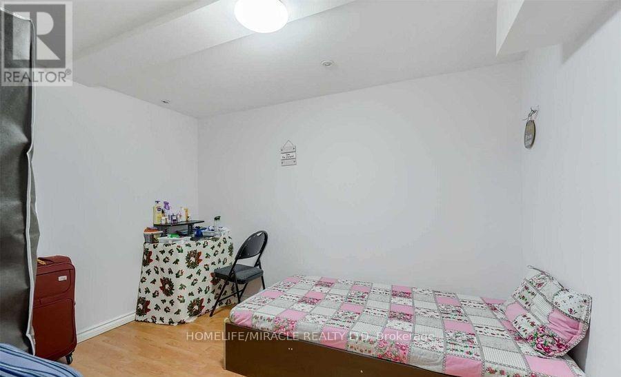 60 Studebaker Trail, Brampton, ON - Indoor Photo Showing Bedroom