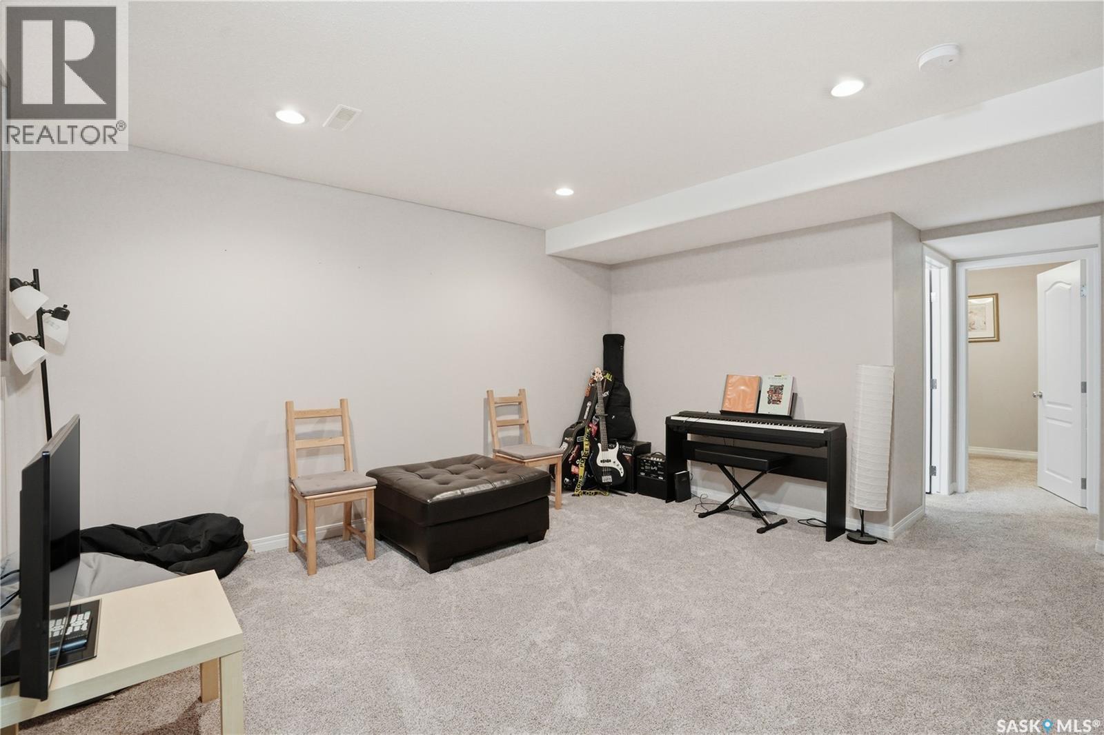 17 622 Lamarsh Road, Saskatoon, SK - Indoor