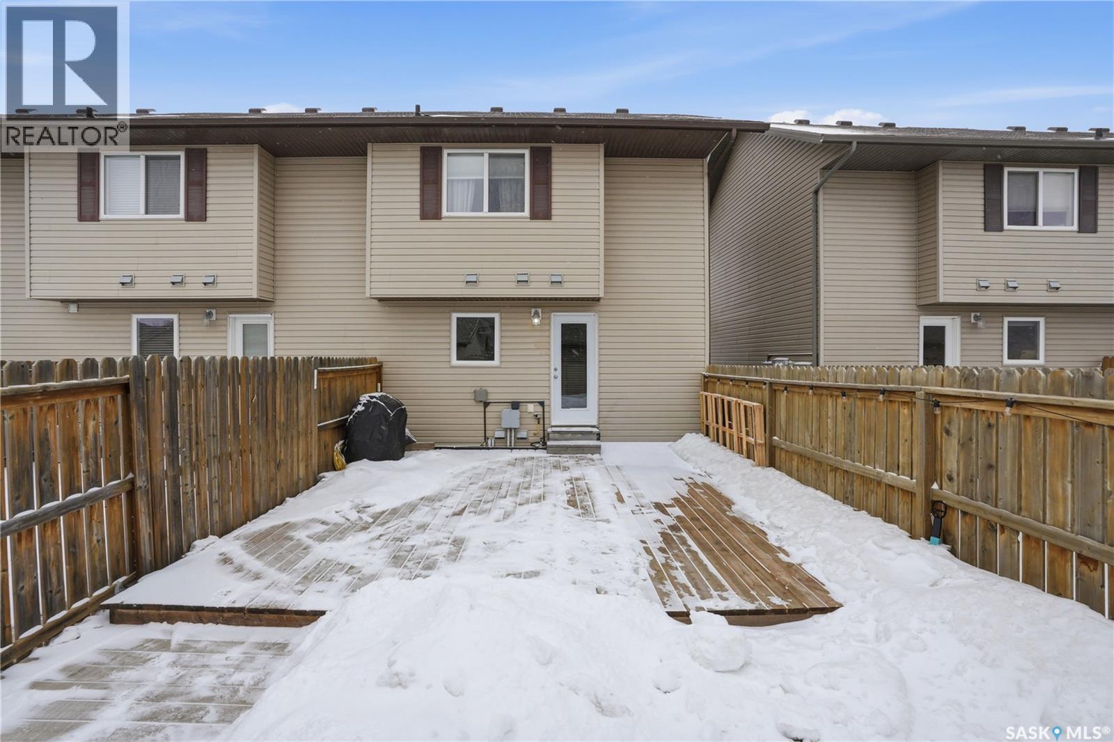 17 622 Lamarsh Road, Saskatoon, SK - Outdoor With Exterior