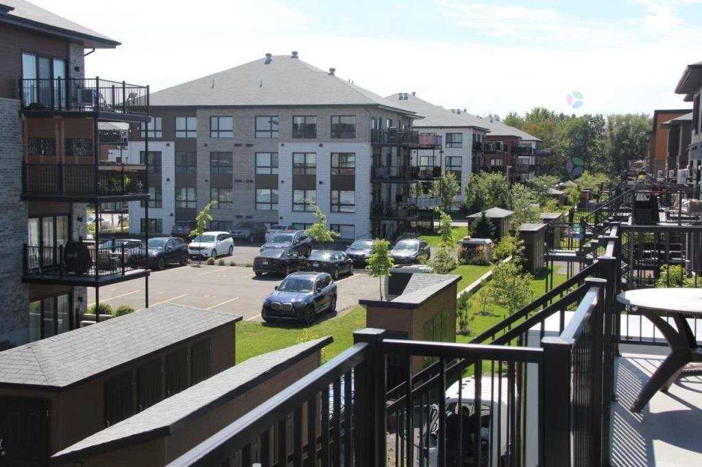 Balcony - 3888 Rue Bernard-Hubert, Longueuil (Saint-Hubert), QC - Outdoor