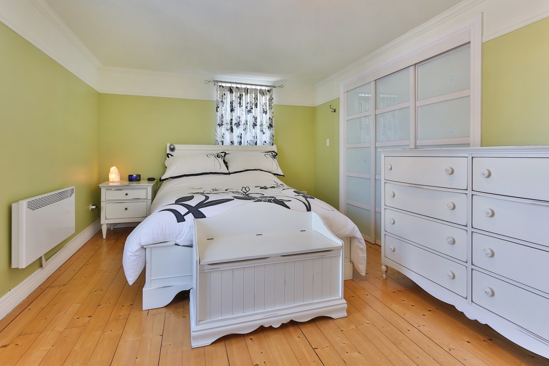 Chambre à coucher principale - 203 Route 221 S., Lacolle, QC - Indoor Photo Showing Bedroom