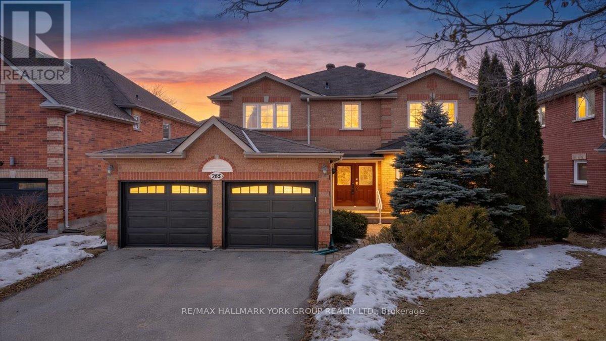 263 Mcclellan Way, Aurora, ON - Outdoor