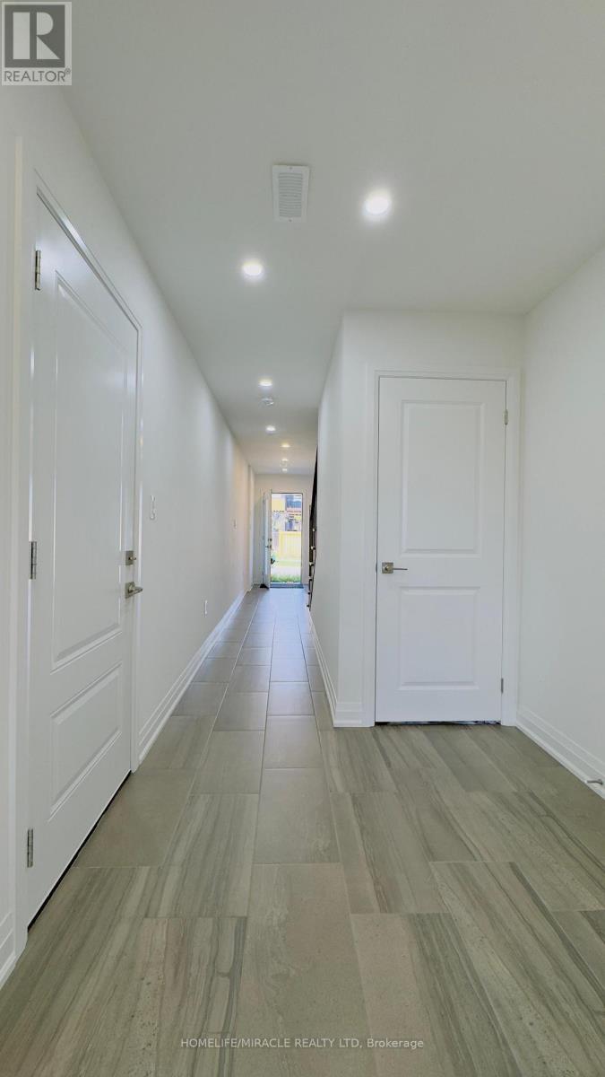 9 Briar Court, Halton Hills, ON - Indoor Photo Showing Other Room