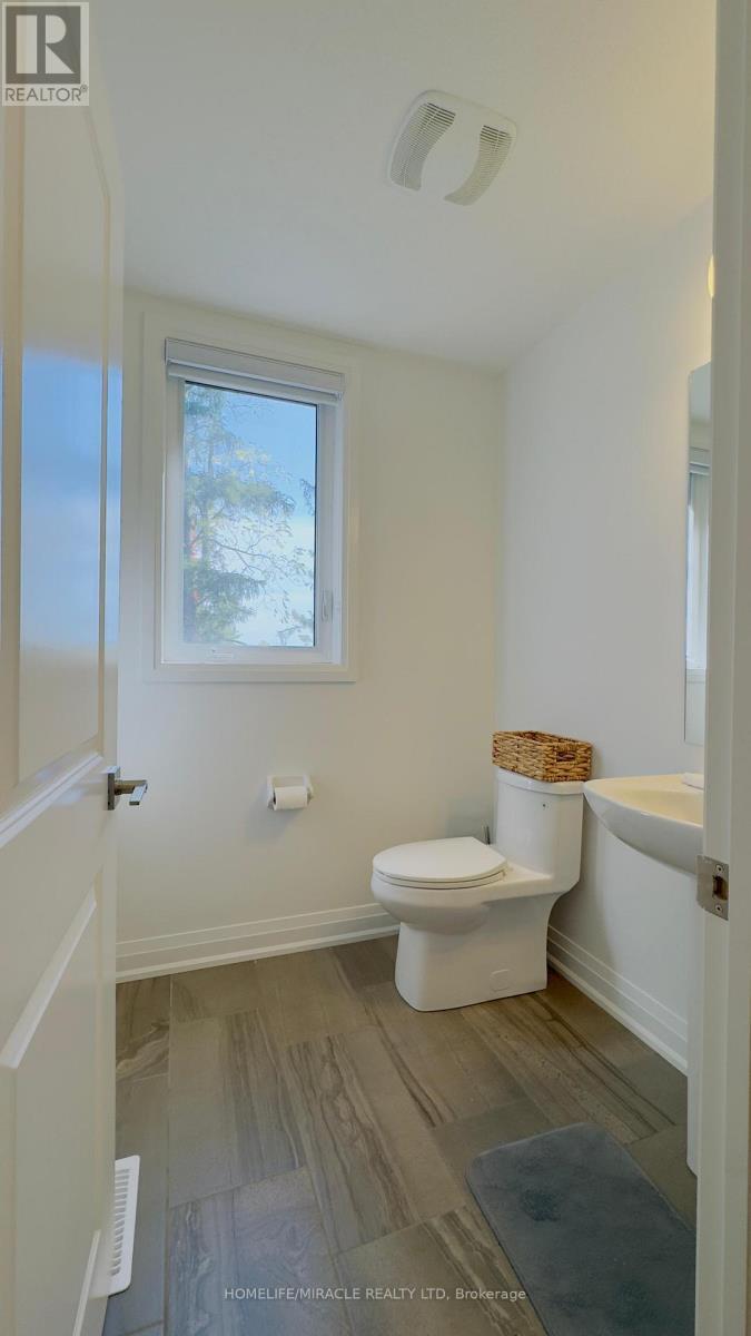 9 Briar Court, Halton Hills, ON - Indoor Photo Showing Bathroom
