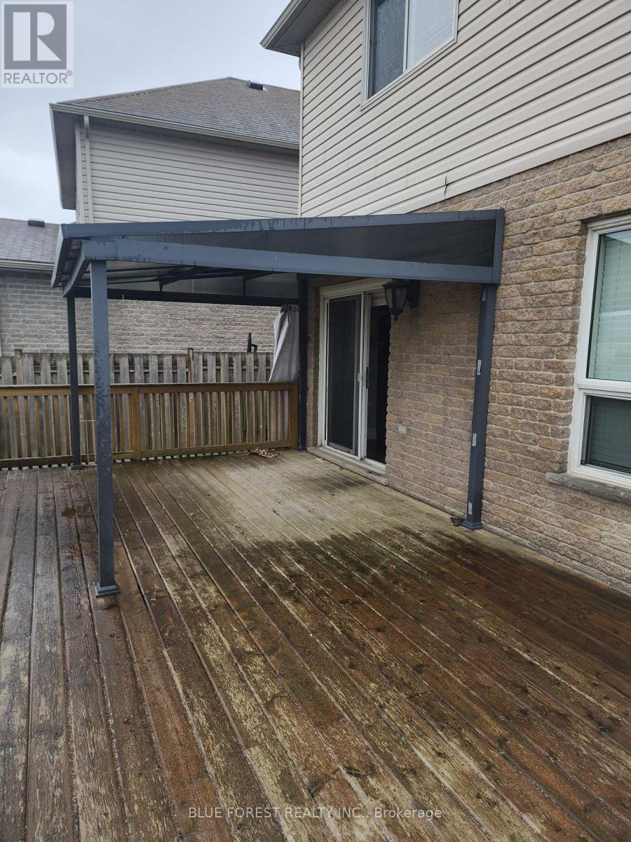 Rear Deck 2 - 3197 Meadowgate Boulevard, London South (South U), ON - Outdoor With Deck Patio Veranda With Exterior