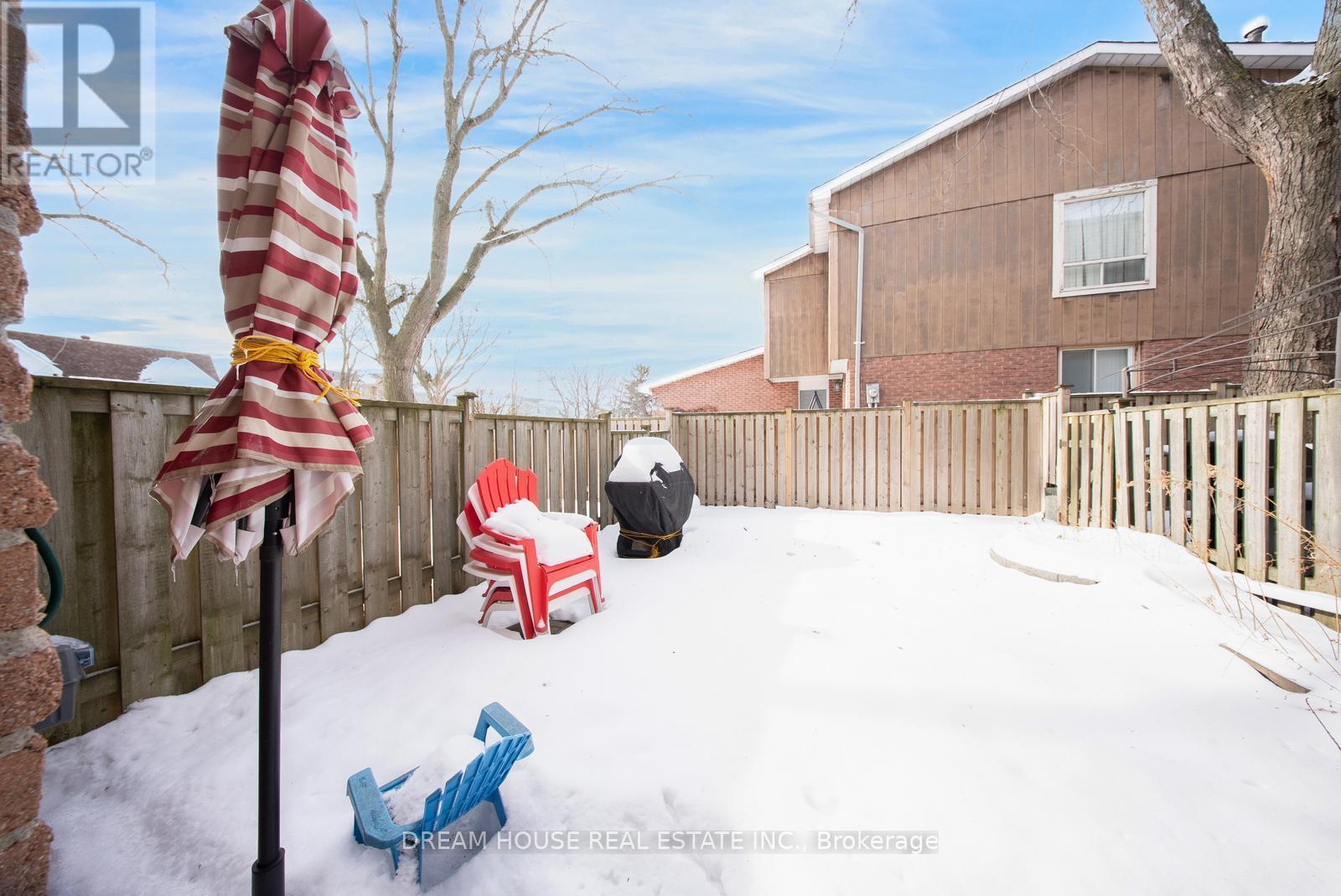 2 - 1655 Geta Circle, Pickering, ON - Outdoor