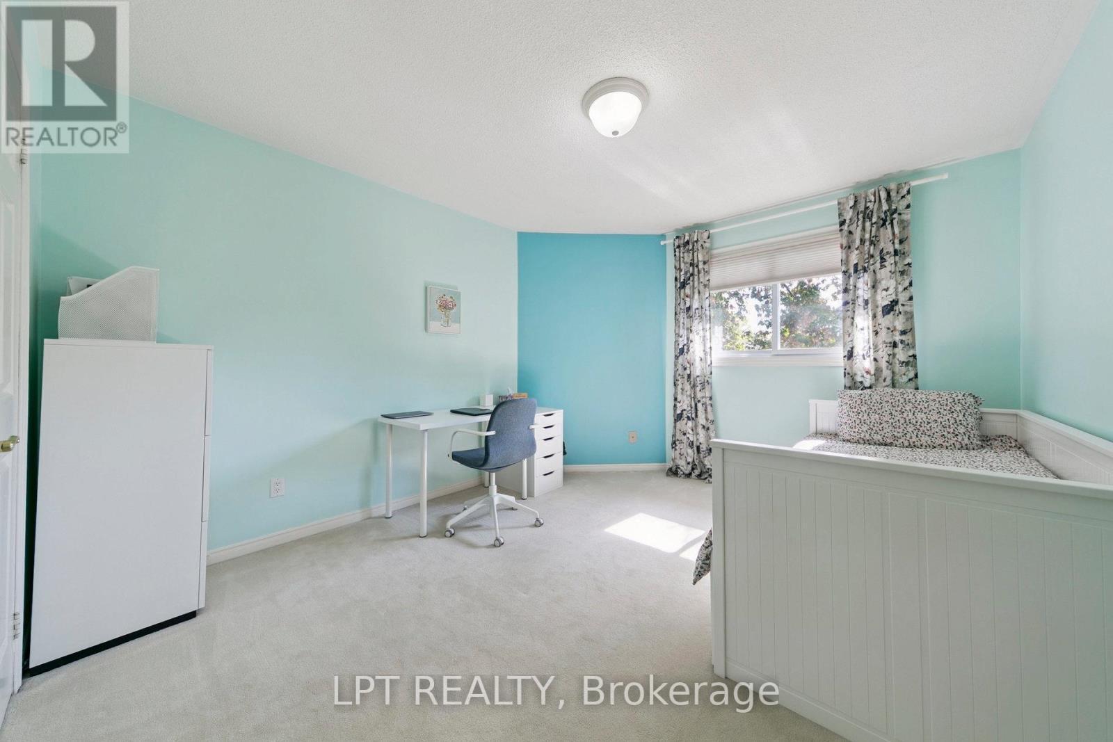 1823 The Chase, Mississauga, ON - Indoor