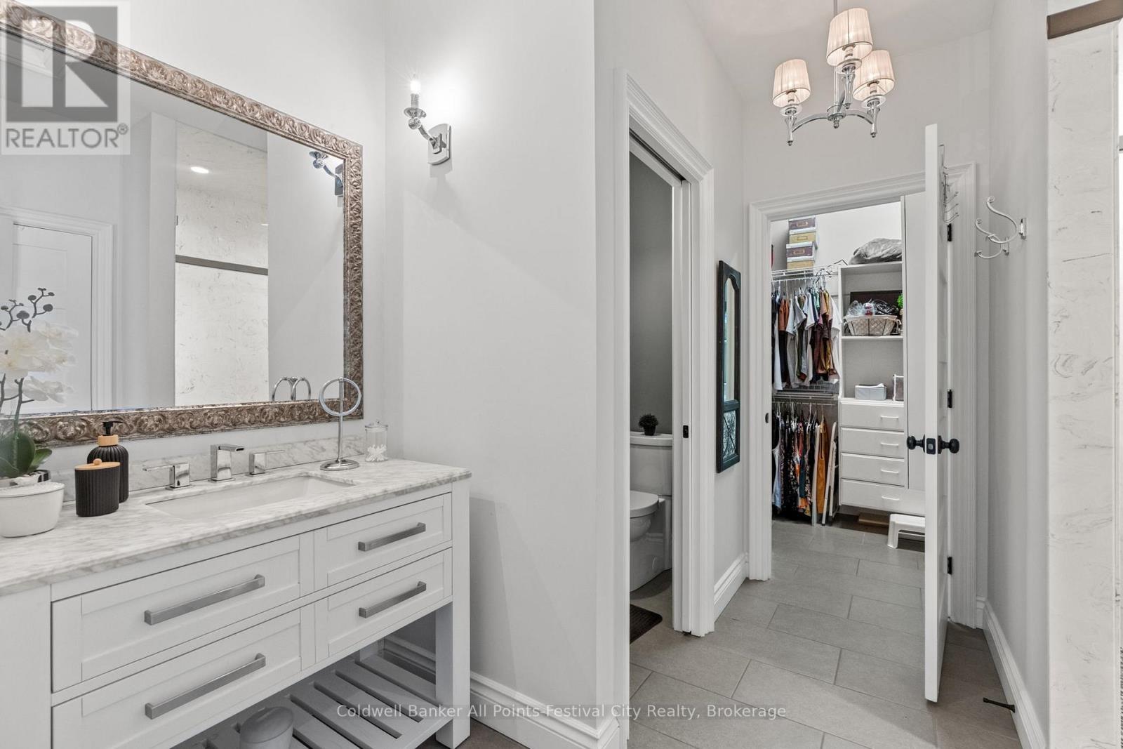 200 Picton Street E, Goderich (Goderich (Town)), ON - Indoor Photo Showing Bathroom