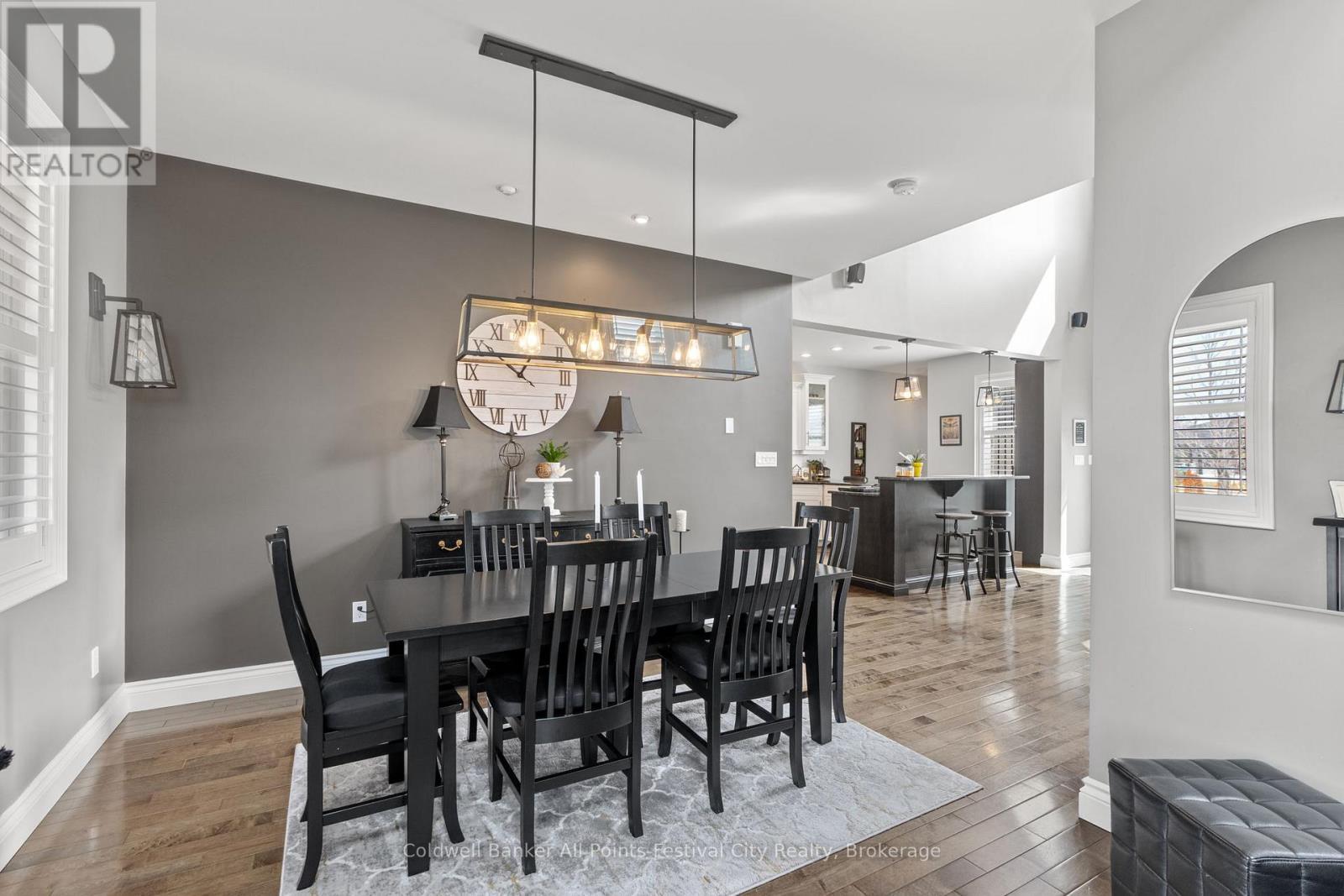200 Picton Street E, Goderich (Goderich (Town)), ON - Indoor Photo Showing Dining Room