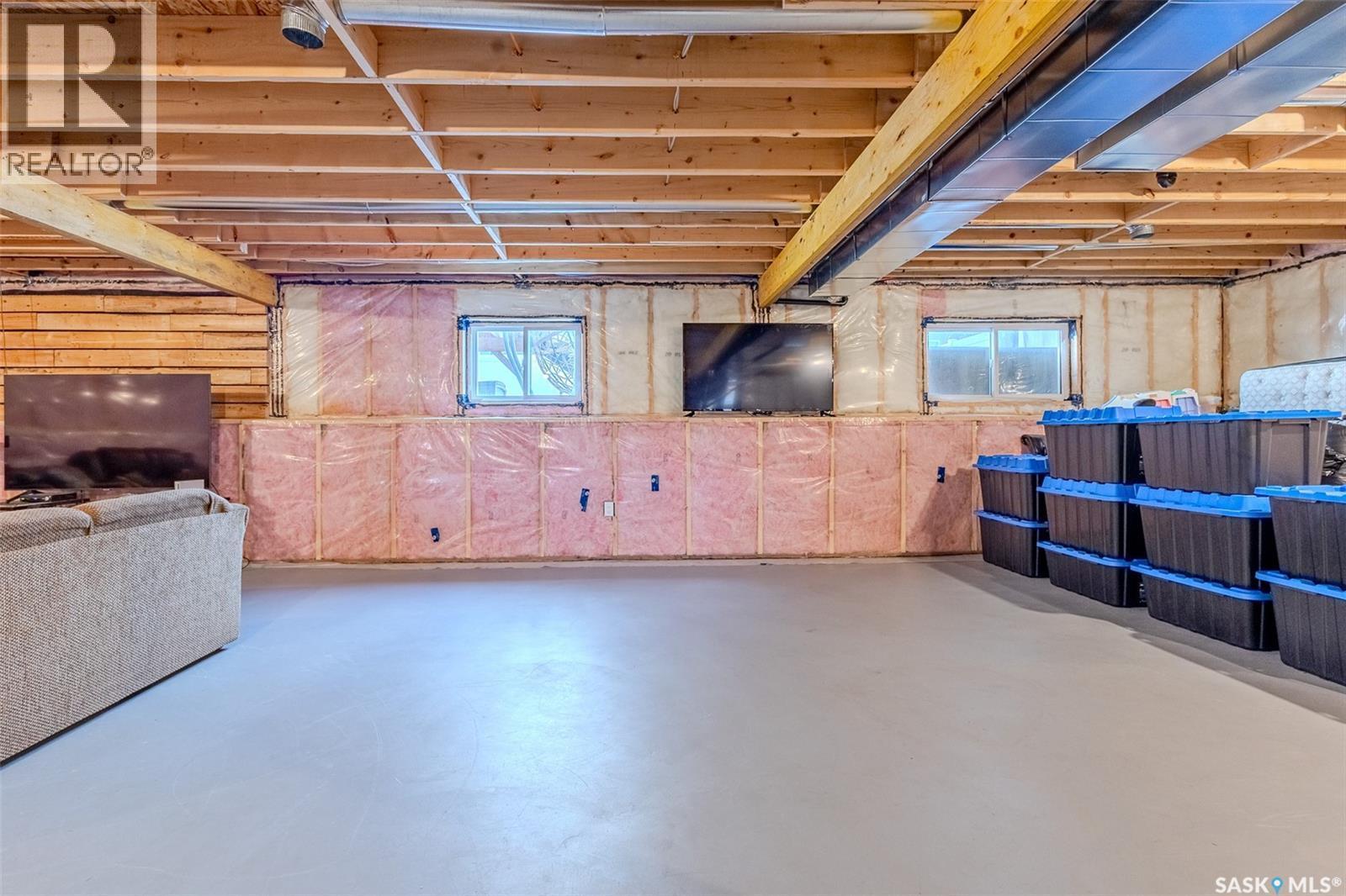 809 Weir Crescent, Warman, SK - Indoor Photo Showing Basement