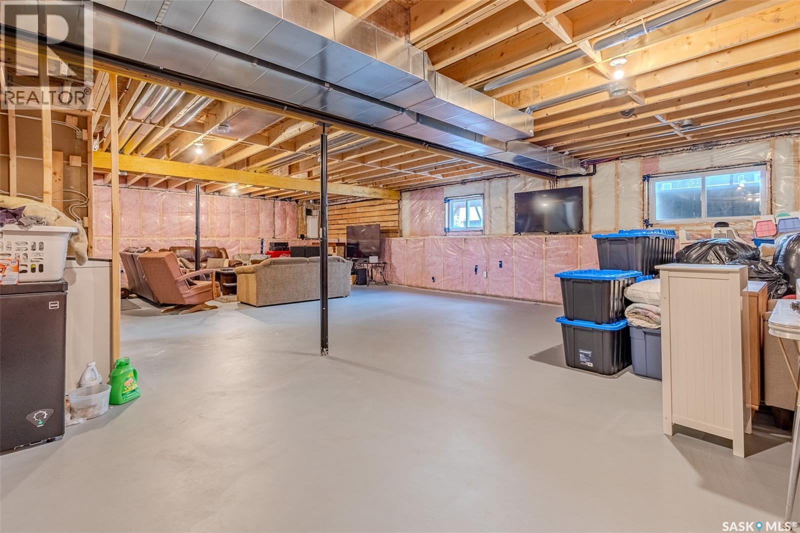 809 Weir Crescent, Warman, SK - Indoor Photo Showing Basement