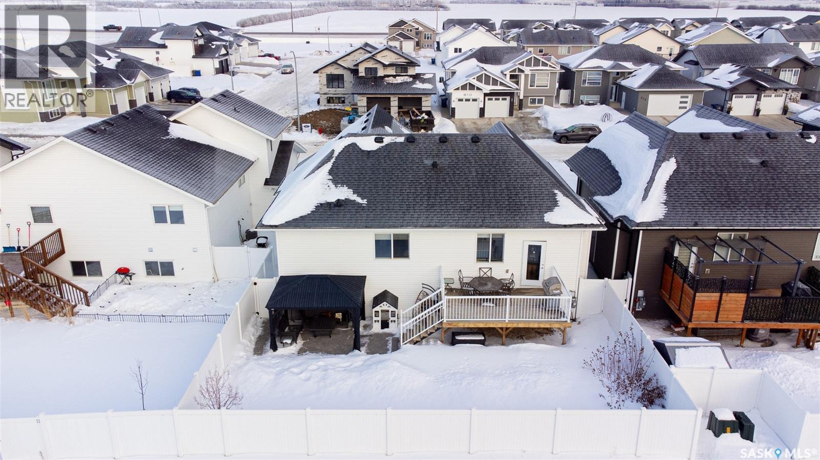 809 Weir Crescent, Warman, SK - Outdoor With Deck Patio Veranda