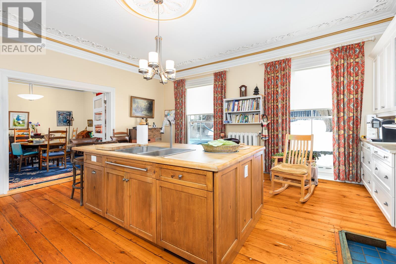 54 Circular Road, St. John'S, NL - Indoor Photo Showing Other Room