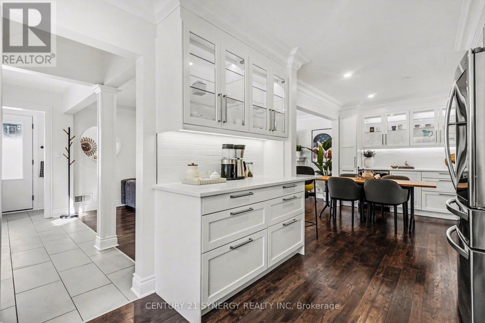 286 Westhill Avenue, Ottawa, ON - Indoor Photo Showing Kitchen