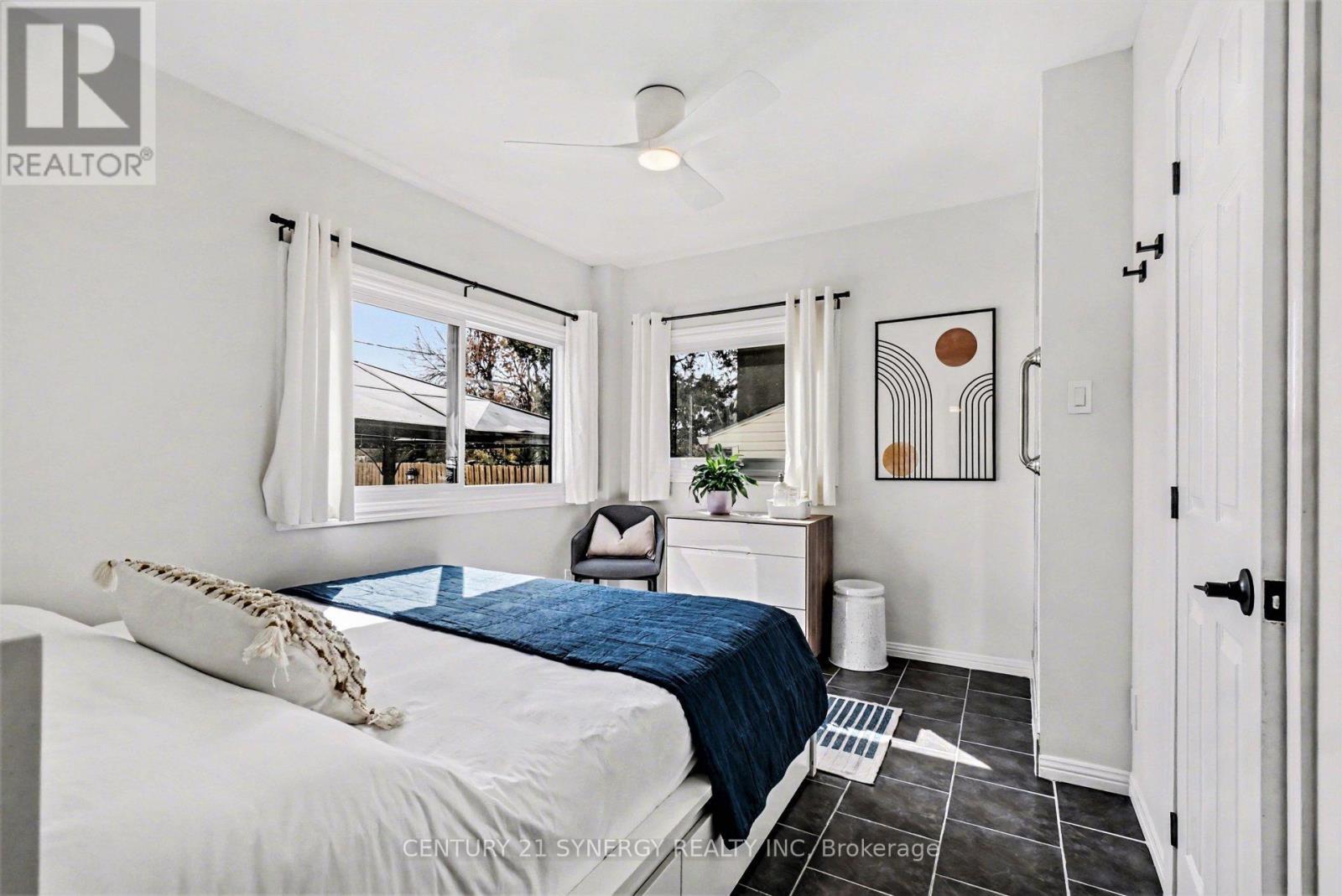 286 Westhill Avenue, Ottawa, ON - Indoor Photo Showing Bedroom