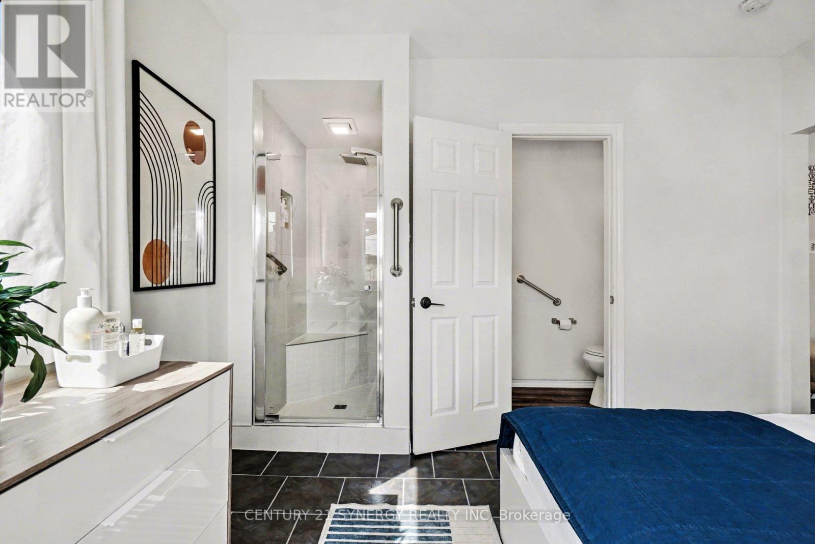 286 Westhill Avenue, Ottawa, ON - Indoor Photo Showing Bathroom