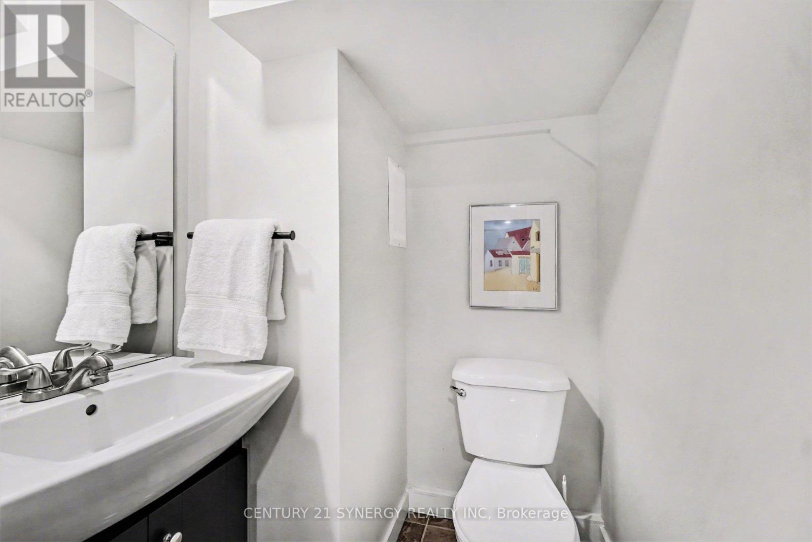 Lower Level Powder Room - 286 Westhill Avenue, Ottawa, ON - Indoor Photo Showing Bathroom