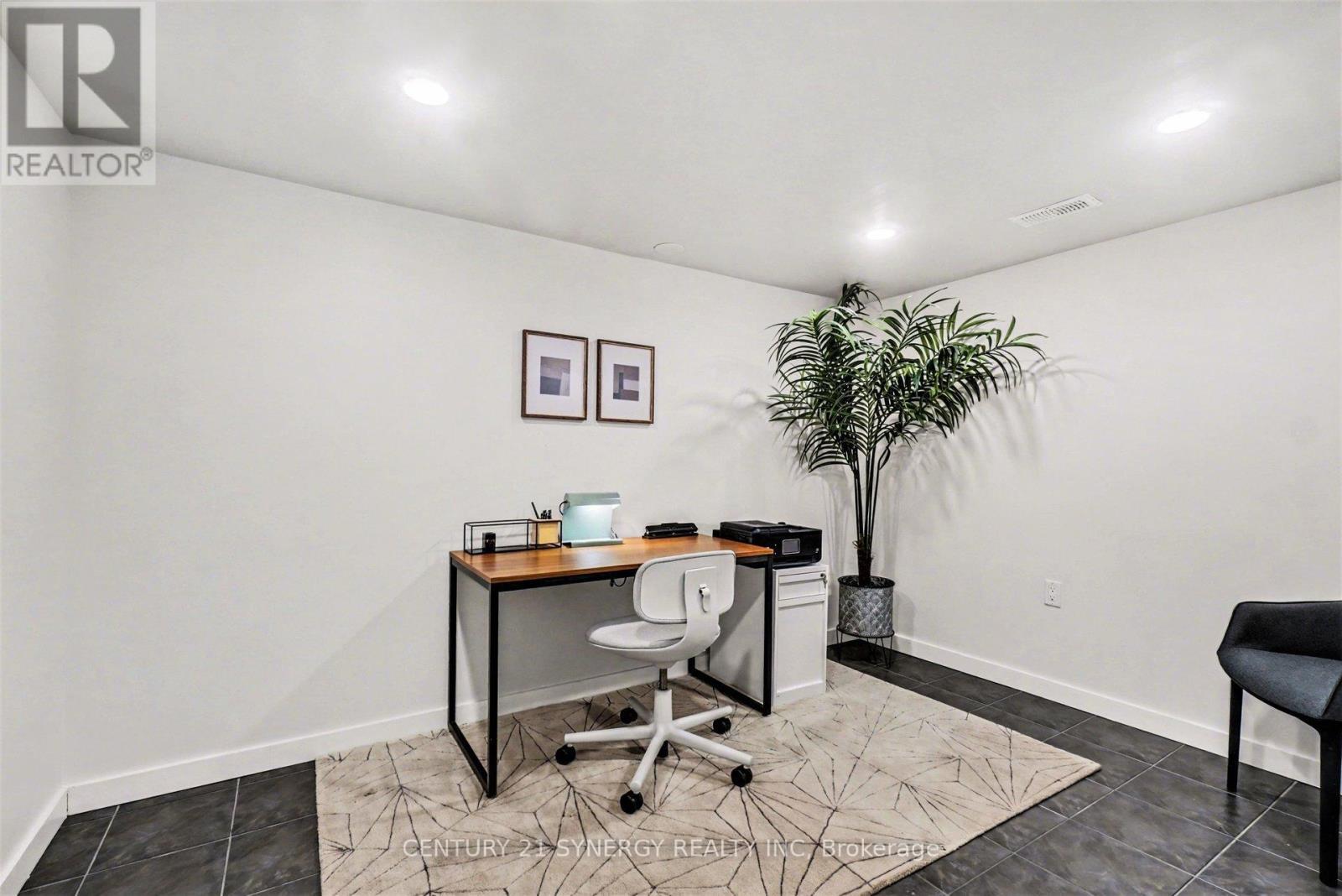 286 Westhill Avenue, Ottawa, ON - Indoor Photo Showing Office