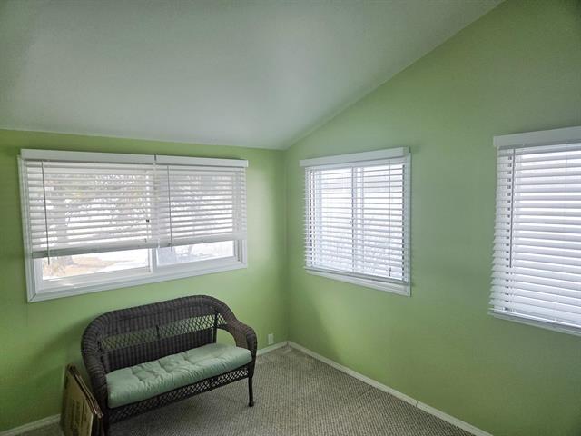 15 Middle Dr, Winnipeg Beach, MB