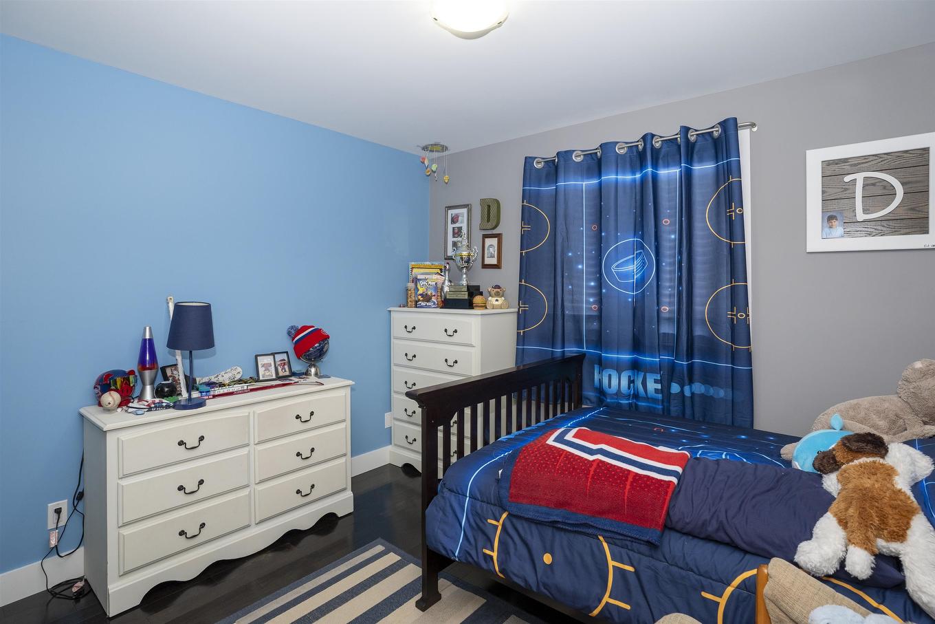 216 Cougar Crescent, Thunder Bay, ON - Indoor Photo Showing Bedroom