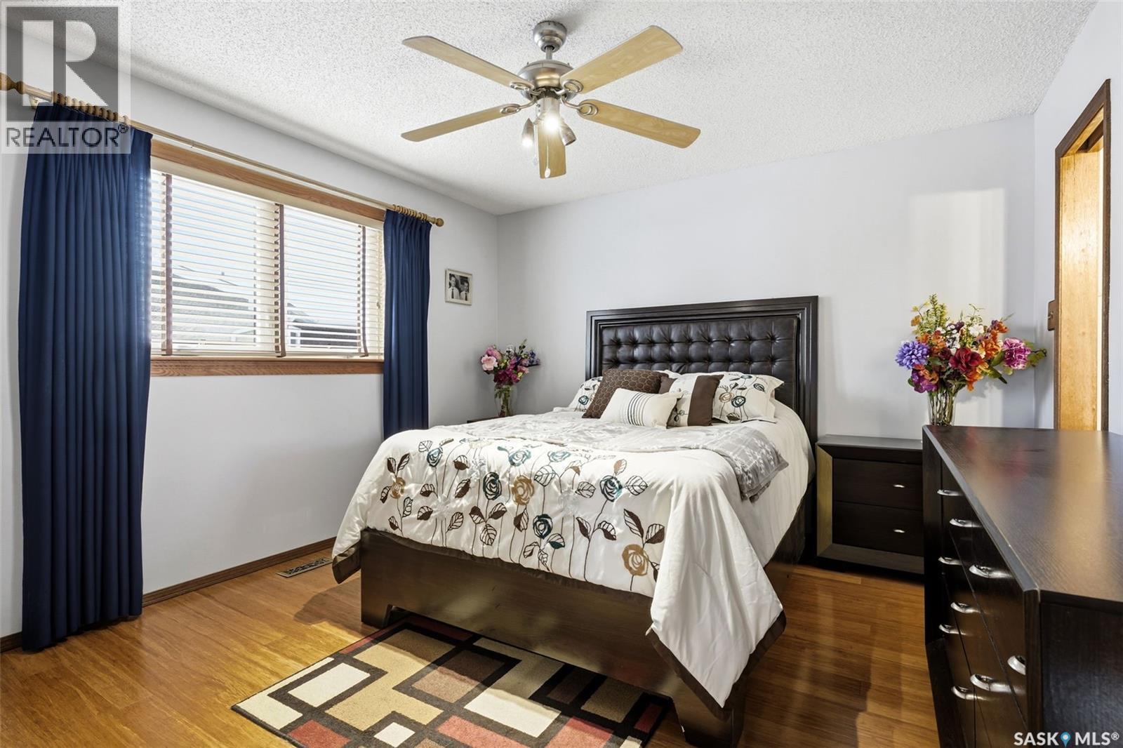7322 Cribbs Bay, Regina, SK - Indoor Photo Showing Bedroom