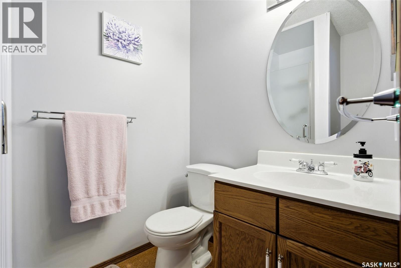 7322 Cribbs Bay, Regina, SK - Indoor Photo Showing Bathroom