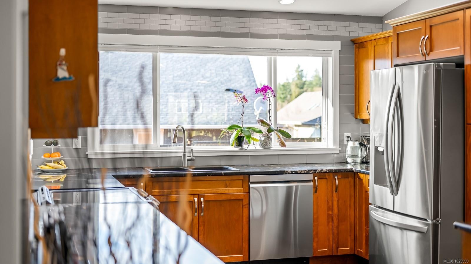 560 Spitfire Dr, Comox, BC