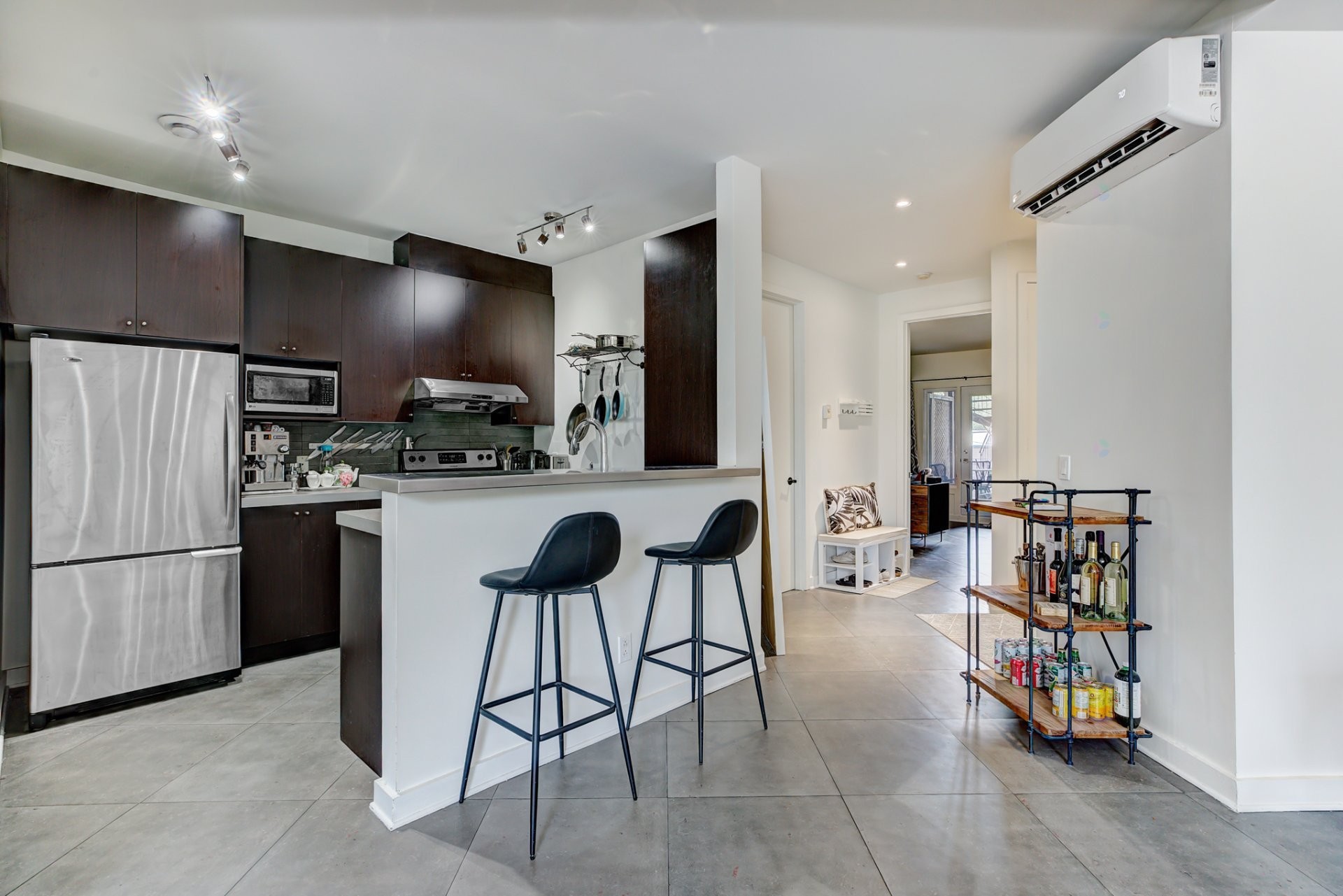 Cuisine - 201-6500 Av. De L'Esplanade, Montréal (Rosemont/La Petite-Patrie), QC - Indoor Photo Showing Kitchen