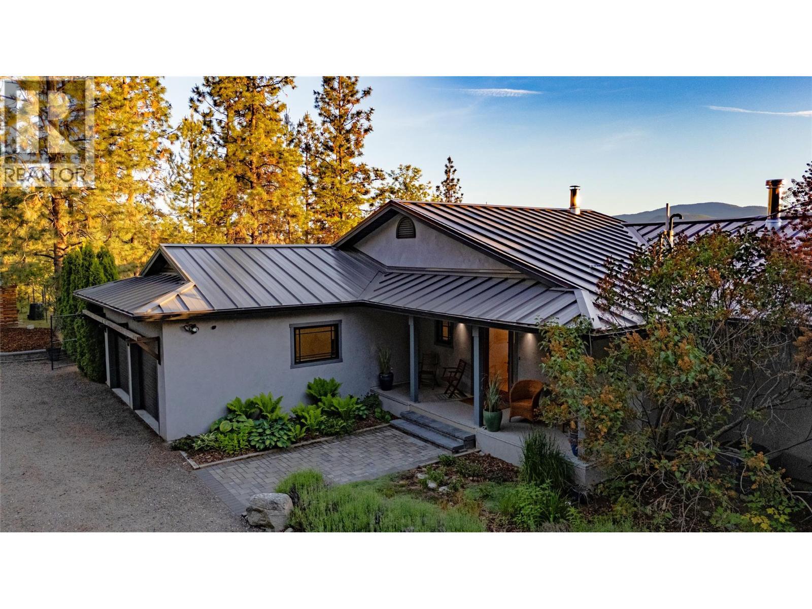 1306 Smethurst Road, Naramata, BC - Outdoor
