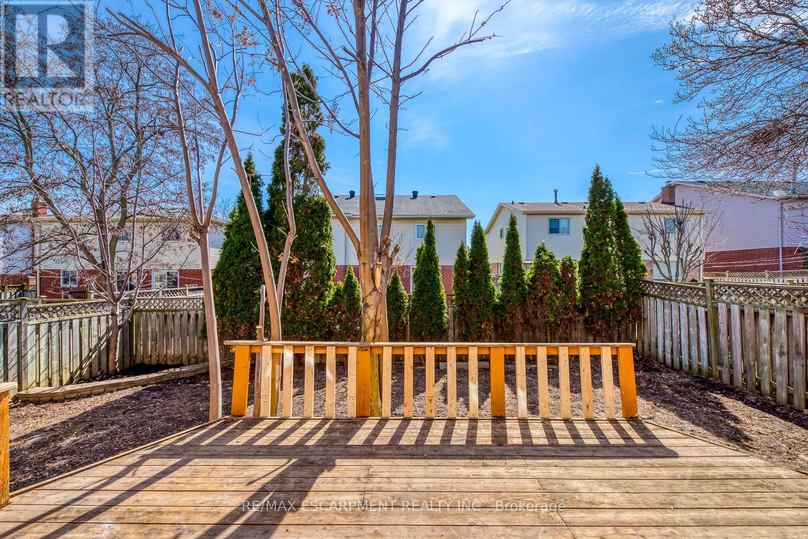 3184 Renton Road, Burlington, ON - Outdoor With Deck Patio Veranda