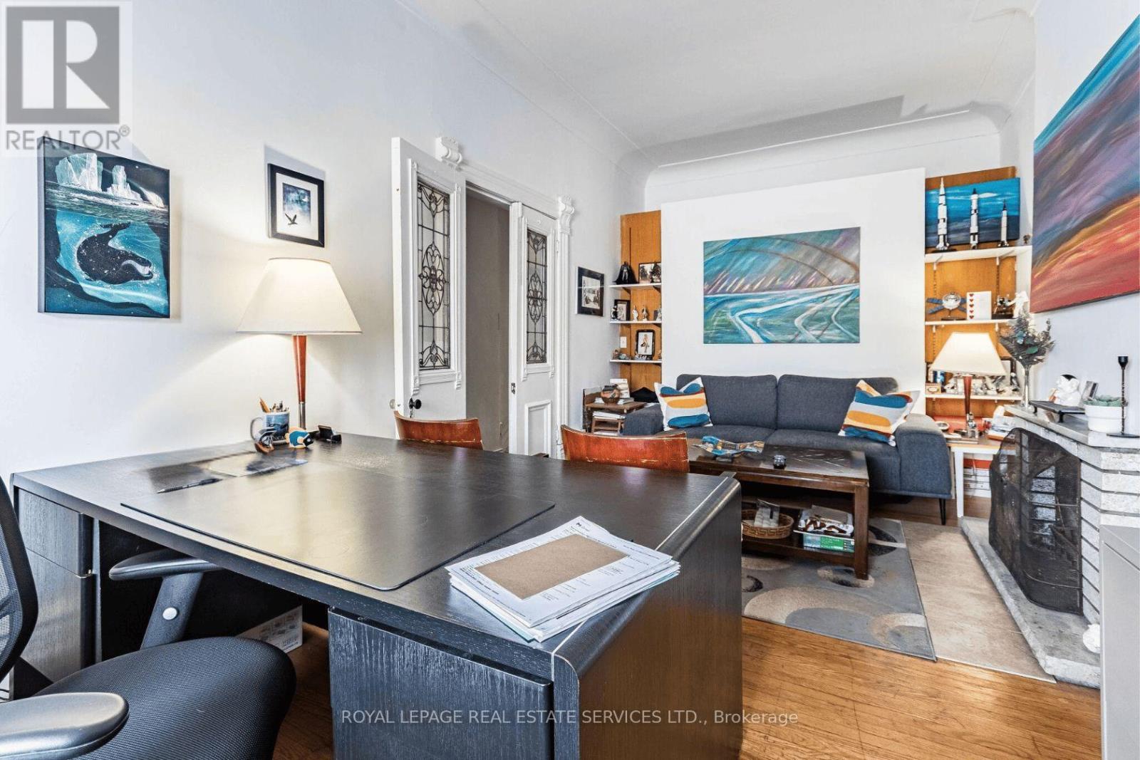 530 Bathurst Street, Toronto, ON