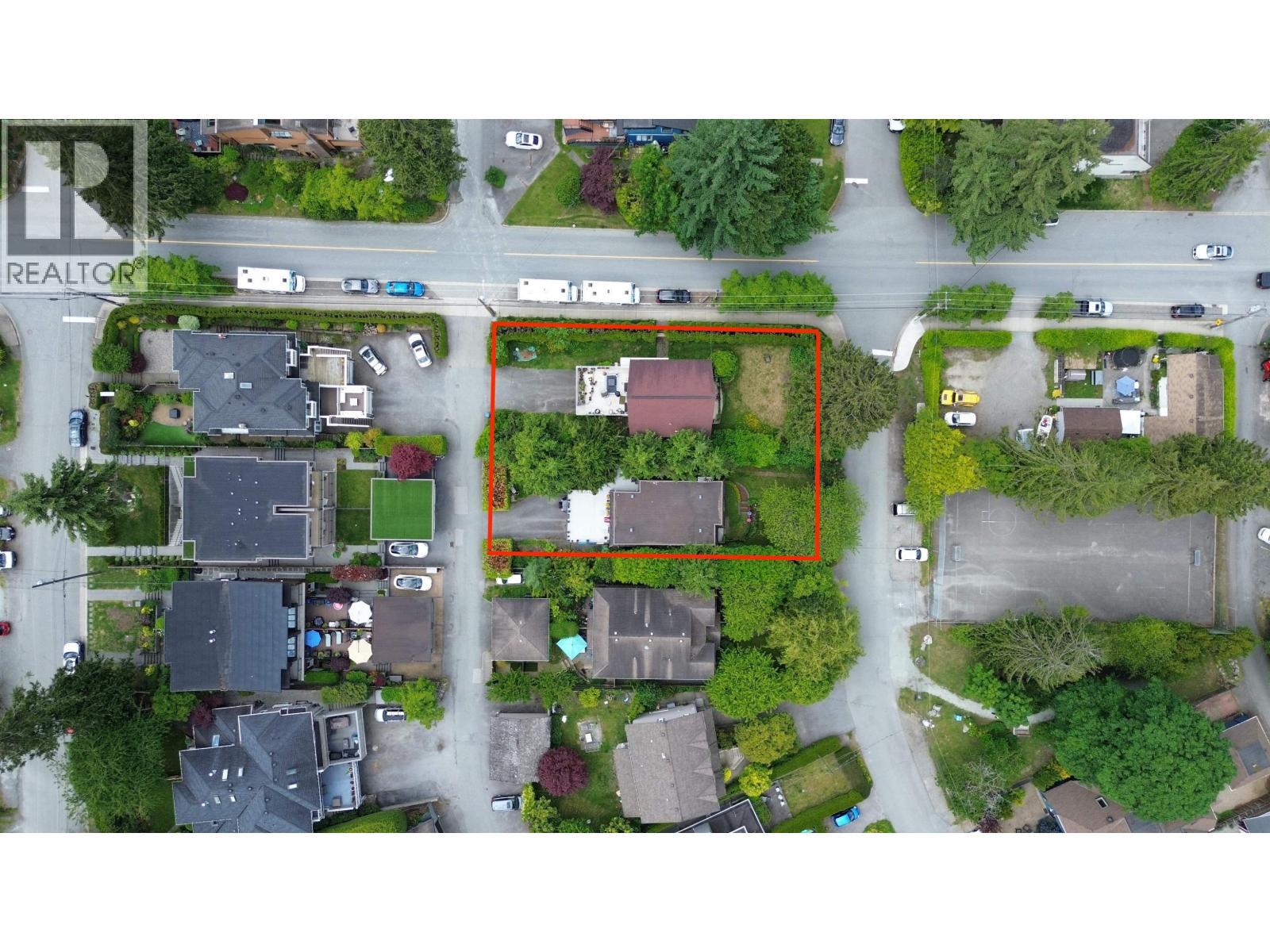 6388 Douglas Street, West Vancouver, BC - Outdoor With View