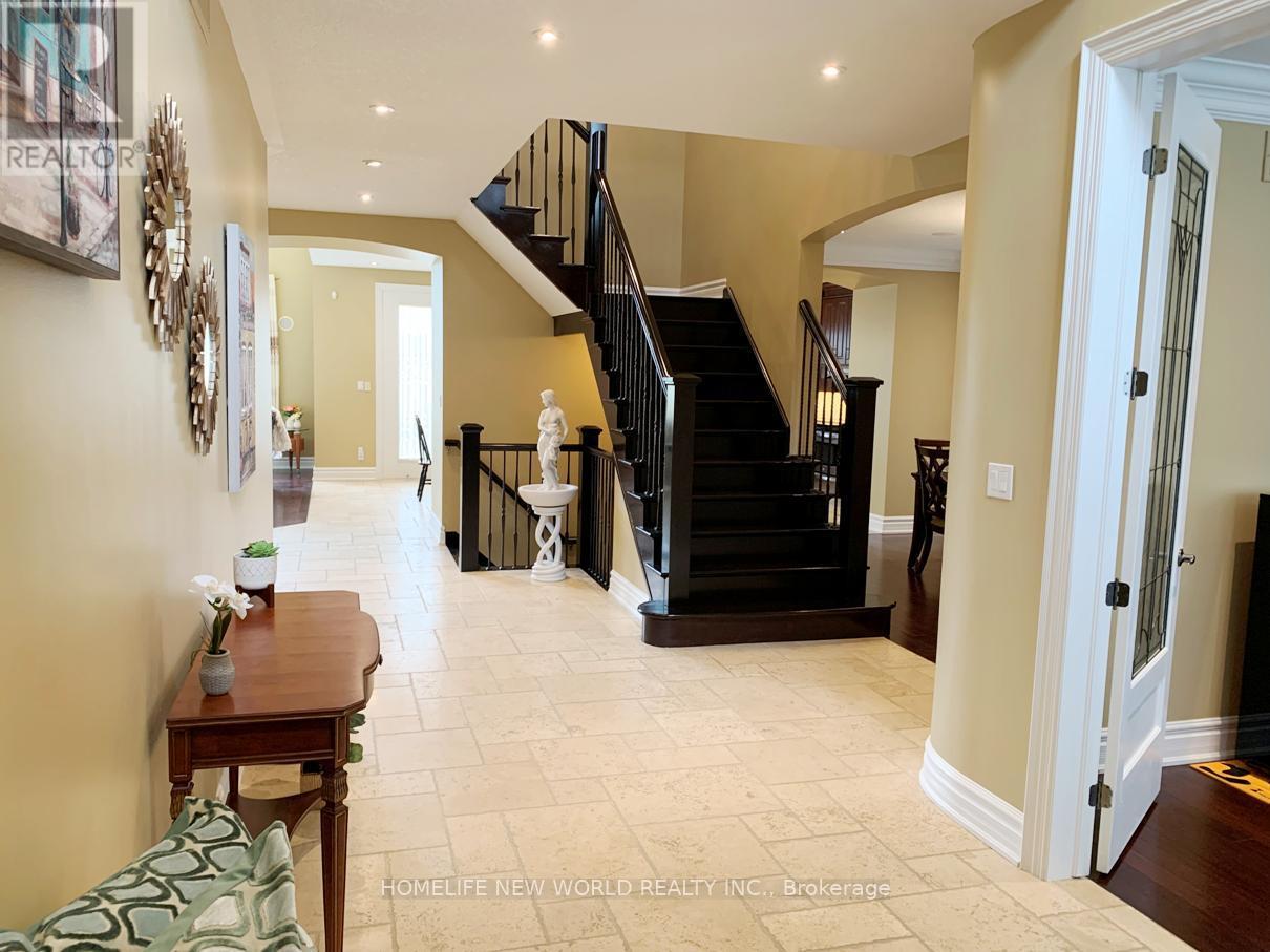 106 Paige Street, Kitchener, ON - Indoor Photo Showing Other Room