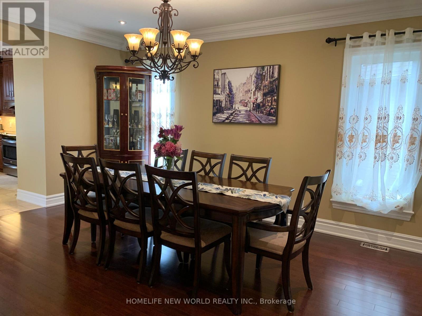 106 Paige Street, Kitchener, ON - Indoor Photo Showing Dining Room