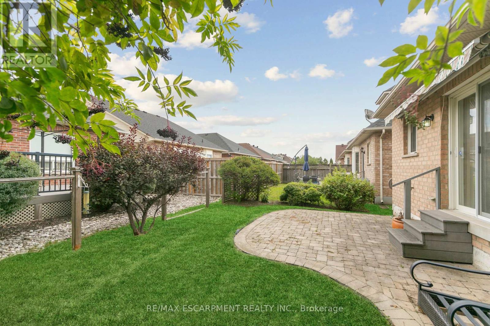 245 Centennial Forest Drive, Milton, ON - Outdoor