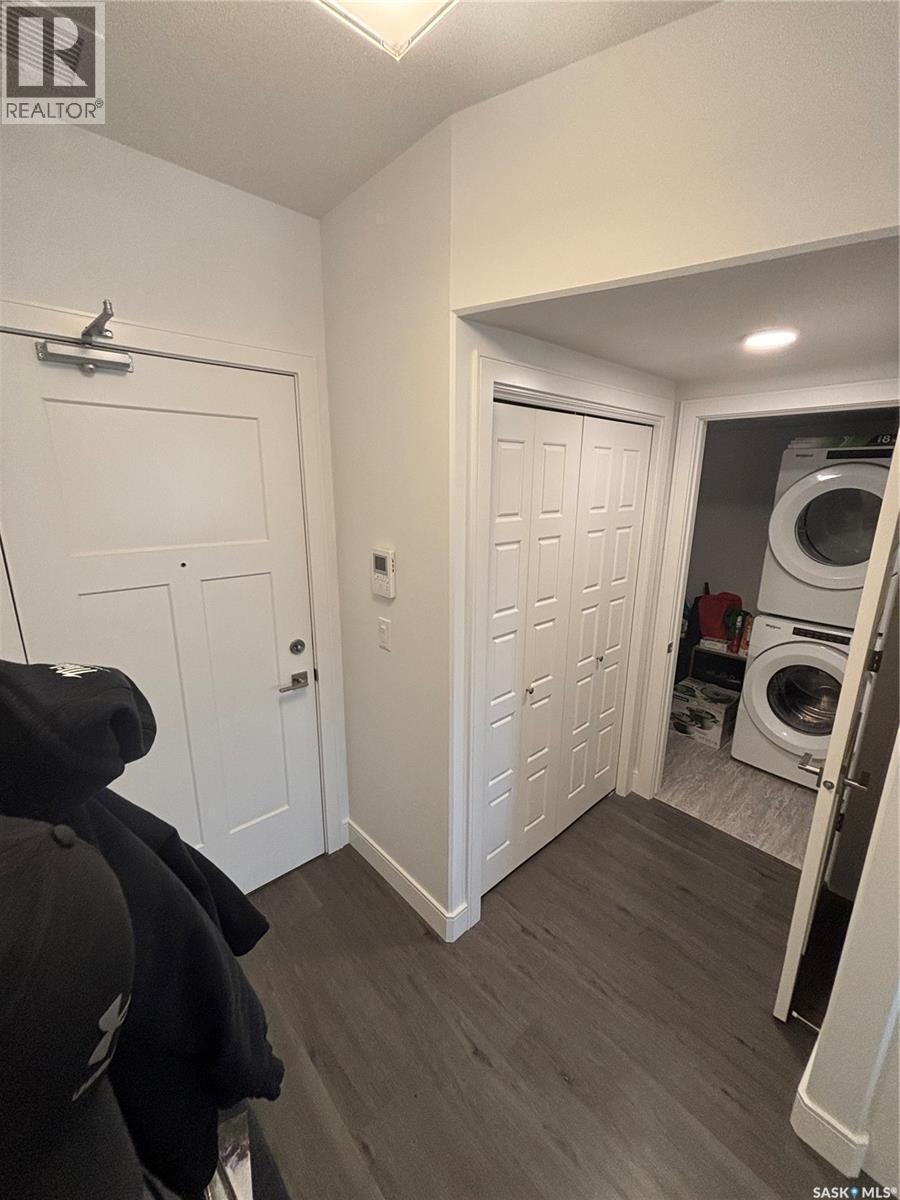 113 105 Willis Crescent, Saskatoon, SK - Indoor Photo Showing Other Room