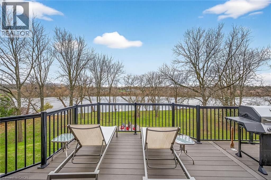 397 Caithness Street E, Caledonia, ON - Outdoor With Deck Patio Veranda