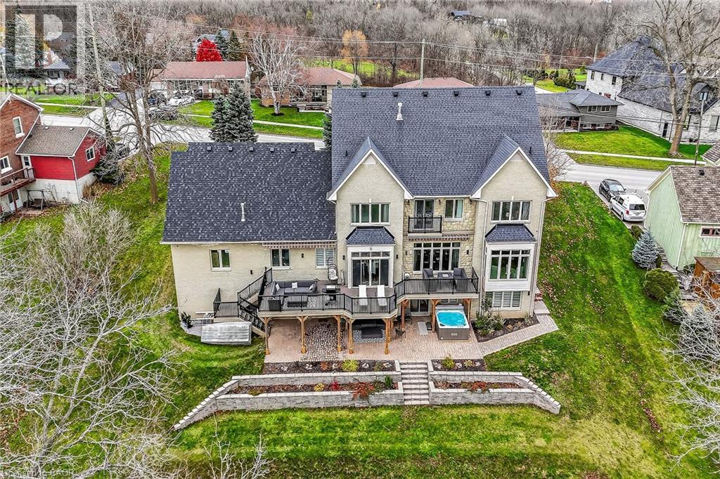 397 Caithness Street E, Caledonia, ON - Outdoor With Deck Patio Veranda